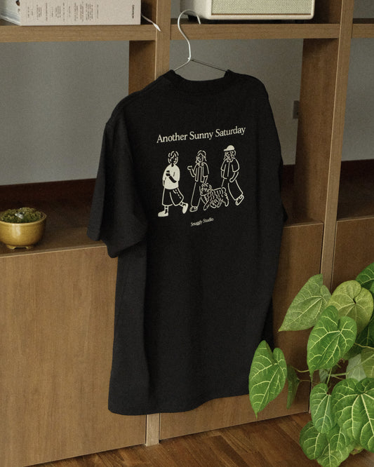 Sunny Saturday Tee In Ink